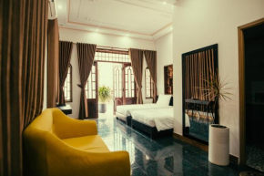 HOUSE OF LÝ, Hue
